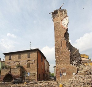 La Torre dei Modenesi a Finale, dopo il 20 e prima del 29 maggio 2012