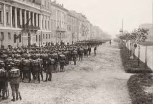 Partenza militari Soldati in partenza per il fronte. Modena, viale Regina Elena, ora Martiri della libertà - 1915 Modena, Biblioteca civica d’arte Luigi Poletti, Fondo Tonini 